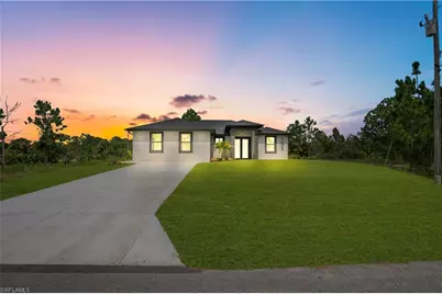 1003 Elgin St, Lehigh Acres, FL 33974 - Photo 5
