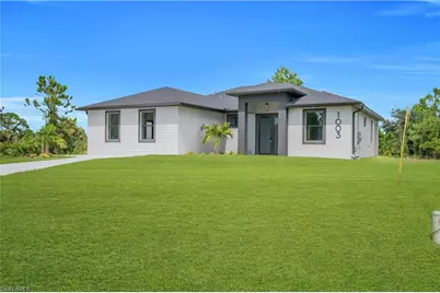 1003 Elgin St, Lehigh Acres, FL 33974 - Photo 3