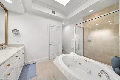 411 6th St S #301, Naples, FL 34102 - Photo 17