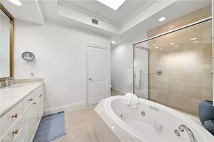 411 6th St S, Naples, FL 34102 - Photo 17
