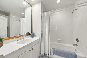 411 6th St S, Naples, FL 34102 - Photo 23