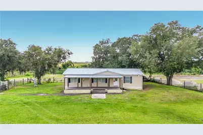 19910 E State Road 64, Bradenton Beach, FL 34212 - Photo 11