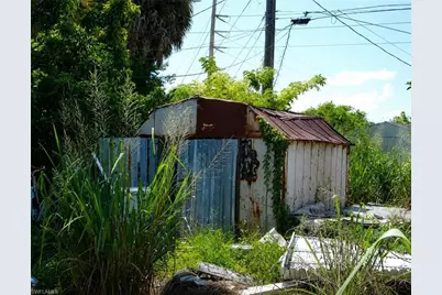 3170 2nd St, Fort Myers, FL 33916 - Photo 5