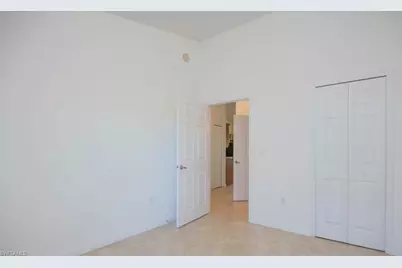 1555 Blue Point Ave #6, Naples, FL 34102 - Photo 9