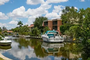 1555 Blue Point Ave, Naples, FL 34102 - Photo 15