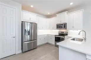 1050 Enbrook Loop, Naples, FL 34114 - Photo 3