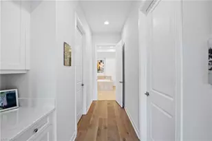 2439 Breakwater Wy, Naples, FL 34112 - Photo 21