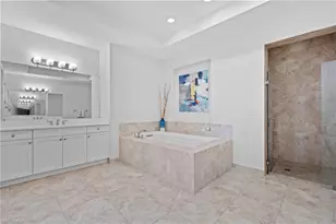 2439 Breakwater Wy, Naples, FL 34112 - Photo 23