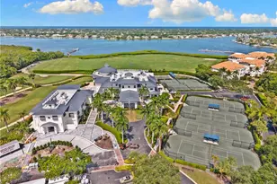 2439 Breakwater Wy, Naples, FL 34112 - Photo 41