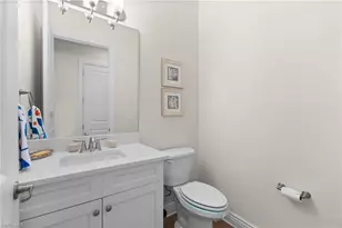 2439 Breakwater Wy, Naples, FL 34112 - Photo 31