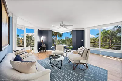 5555 Heron Point Dr #302, Naples, FL 34108 - Photo 5
