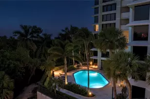 5555 Heron Point Dr, Naples, FL 34108 - Photo 31