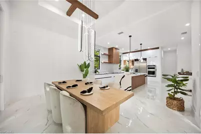 135 7th St N, Naples, FL 34102 - Photo 19