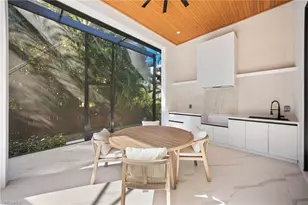 135 7th St N, Naples, FL 34102 - Photo 29