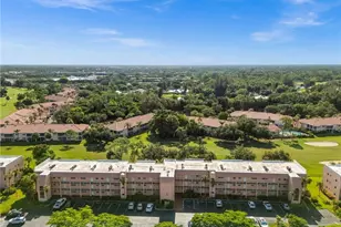 200 Turtle Lake Ct, Naples, FL 34105 - Photo 1