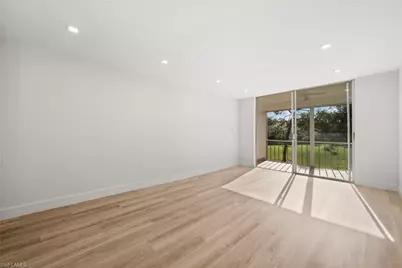 200 Turtle Lake Ct #205, Naples, FL 34105 - Photo 15