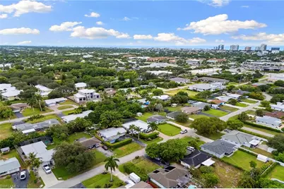 1128 Hilltop Dr, Naples, FL 34103 - Photo 29