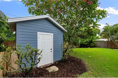 1128 Hilltop Dr, Naples, FL 34103 - Photo 25