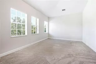 7877 Hawthorne Dr, Naples, FL 34113 - Photo 7