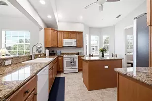 7877 Hawthorne Dr, Naples, FL 34113 - Photo 15