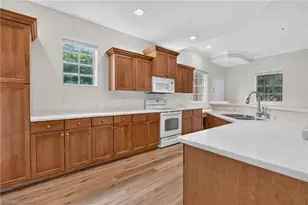 8701 Piazza Del Lago Cir, Estero, FL 33928 - Photo 11