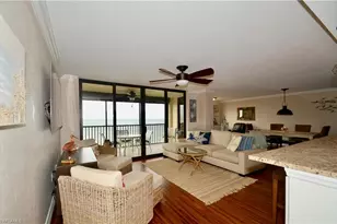 10851 Gulf Shore Dr, Naples, FL 34108 - Photo 7