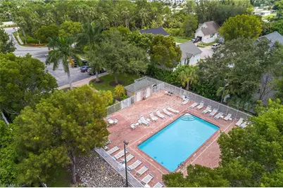 538 Leawood Cir, Naples, FL 34104 - Photo 41