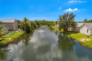 538 Leawood Cir, Naples, FL 34104 - Photo 45