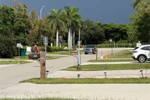 850 105th Ave N, Naples, FL 34108 - Photo 7