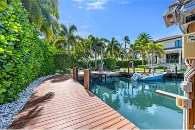 1779 4th St S, Naples, FL 34102 - Photo 45