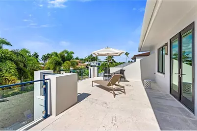 1779 4th St S, Naples, FL 34102 - Photo 25