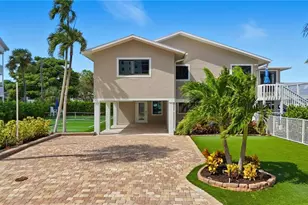 205 Bayview Ave, Fort Myers Beach, FL 33931 - Photo 47