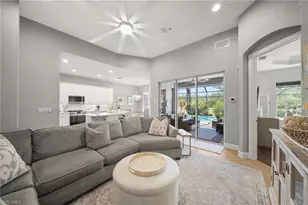 9137 Quartz Ln, Naples, FL 34120 - Photo 7