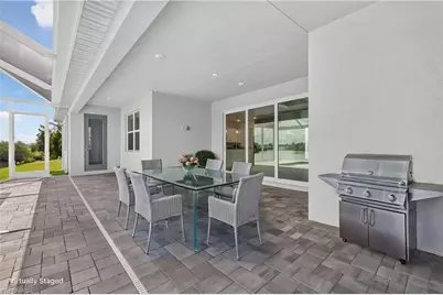 913 NW 33rd Pl, Cape Coral, FL 33993 - Photo 15