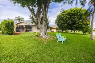 3651 Kent Dr, Naples, FL 34112 - Photo 37