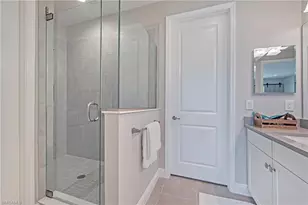 2555 Seychelles Dr, Naples, FL 34112 - Photo 25