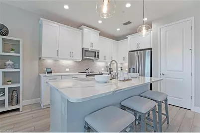 2555 Seychelles Dr #407, Naples, FL 34112 - Photo 11