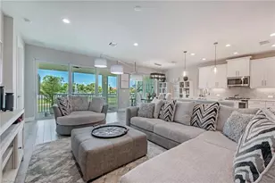 2555 Seychelles Dr, Naples, FL 34112 - Photo 3