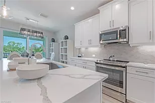 2555 Seychelles Dr, Naples, FL 34112 - Photo 17