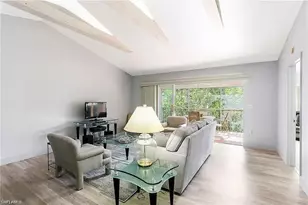 5635 Turtle Bay Dr, Naples, FL 34108 - Photo 21