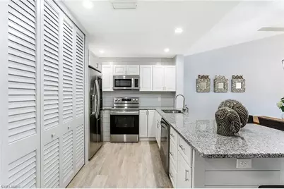 5635 Turtle Bay Dr #8, Naples, FL 34108 - Photo 7