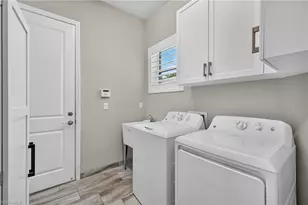 28405 Abruzzo Dr, Bonita Springs, FL 34135 - Photo 29