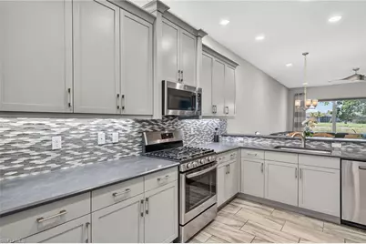 28405 Abruzzo Dr, Bonita Springs, FL 34135 - Photo 15