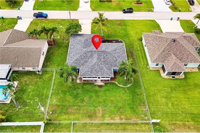 423 SW 39th Ter, Cape Coral, FL 33914 - Photo 27