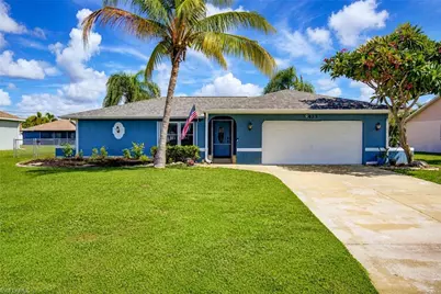423 SW 39th Ter, Cape Coral, FL 33914 - Photo 1