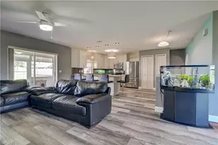 423 SW 39th Terrace, Cape Coral, FL 33914 - Photo 13