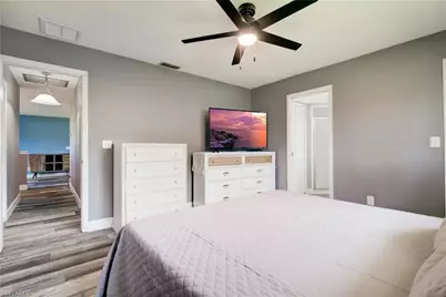 423 SW 39th Ter, Cape Coral, FL 33914 - Photo 15
