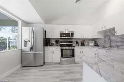 3650 6th Ave NE, Naples, FL 34120 - Photo 13