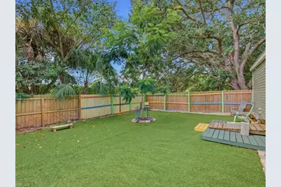 3220 68th St SW, Naples, FL 34105 - Photo 19