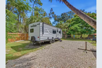 3220 68th St SW, Naples, FL 34105 - Photo 23